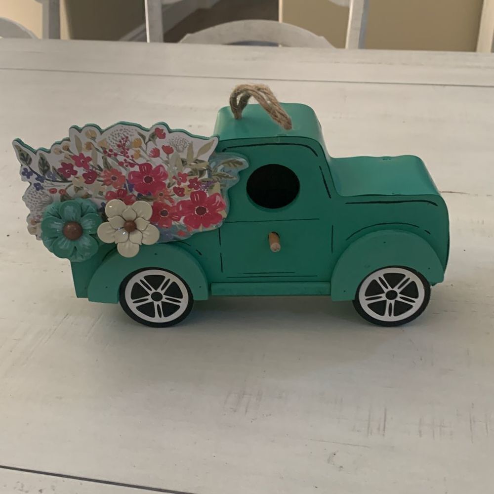 Truck Birdhouse Bundle. New with  tags